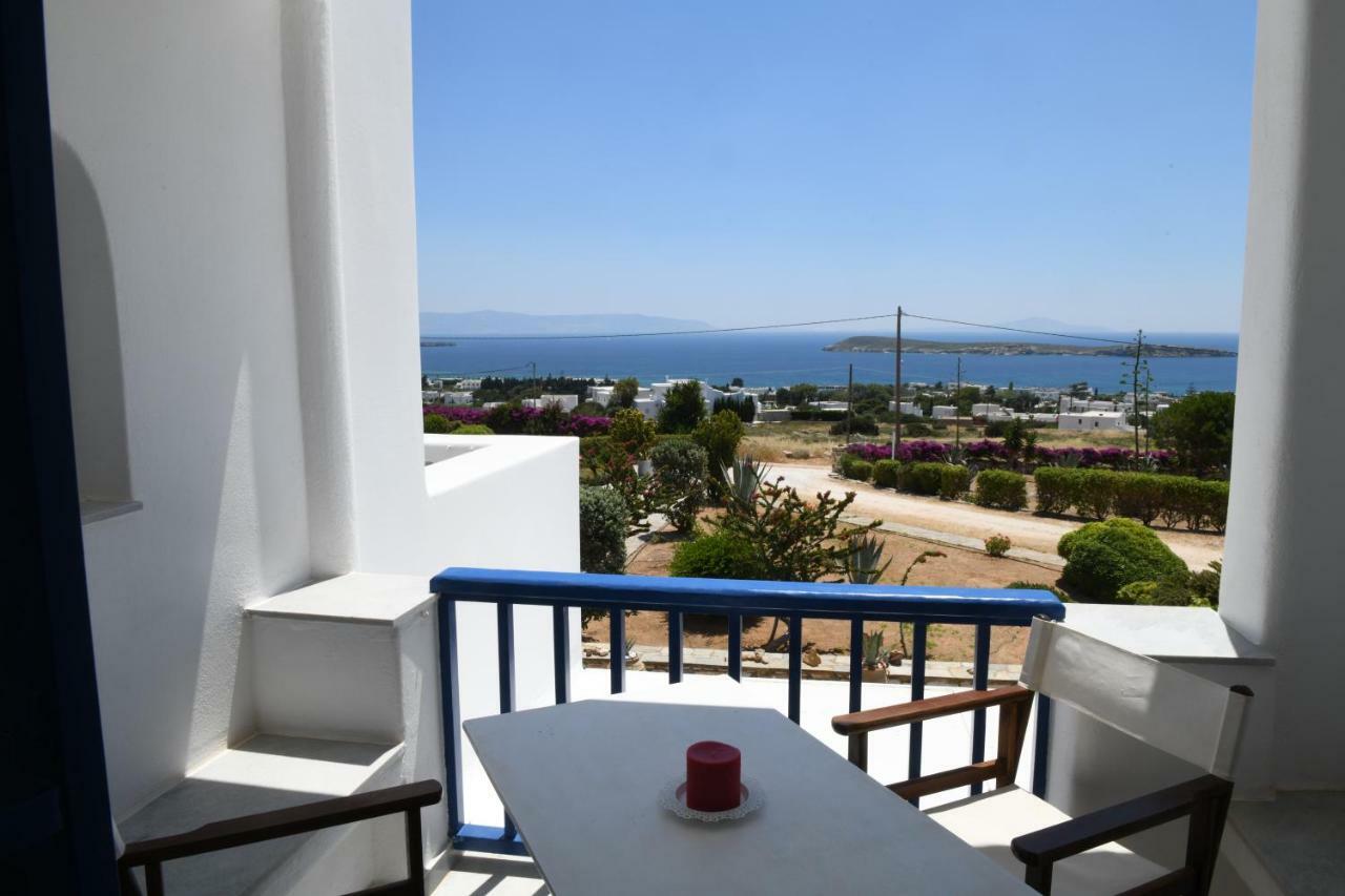 Dryades Family Hotel Drios Exterior foto